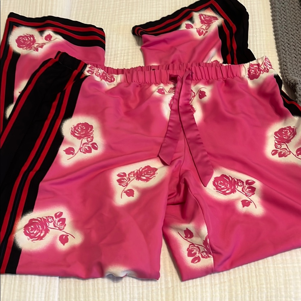 Victoria's Secret Pink Floral Lounge Pants